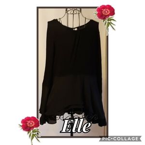 ELLE WOMENS SIZE SMALL BLACK TOP.